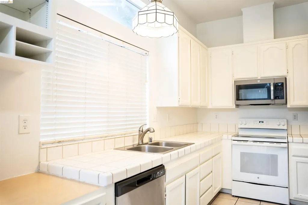 4808 Pineview Way Antioch CA 94531