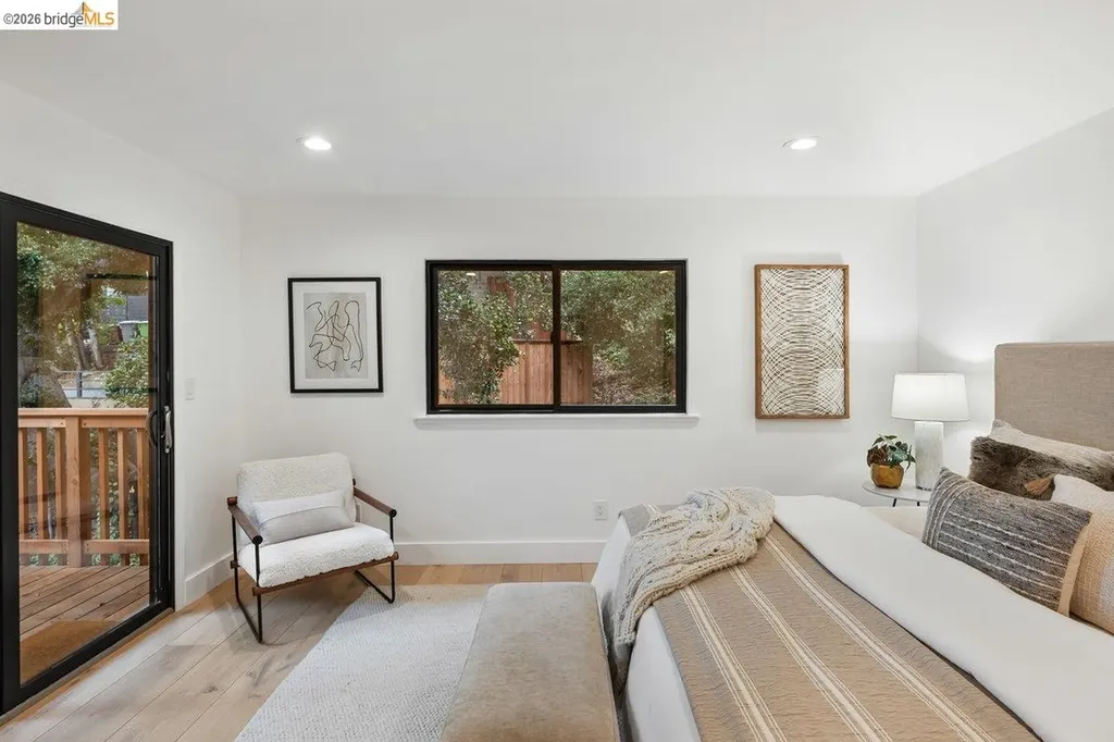 4207 Laguna Avenue Oakland CA 94602
