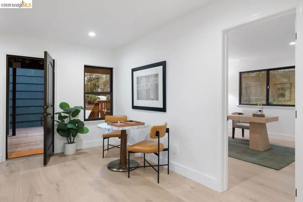 4207 Laguna Avenue Oakland CA 94602