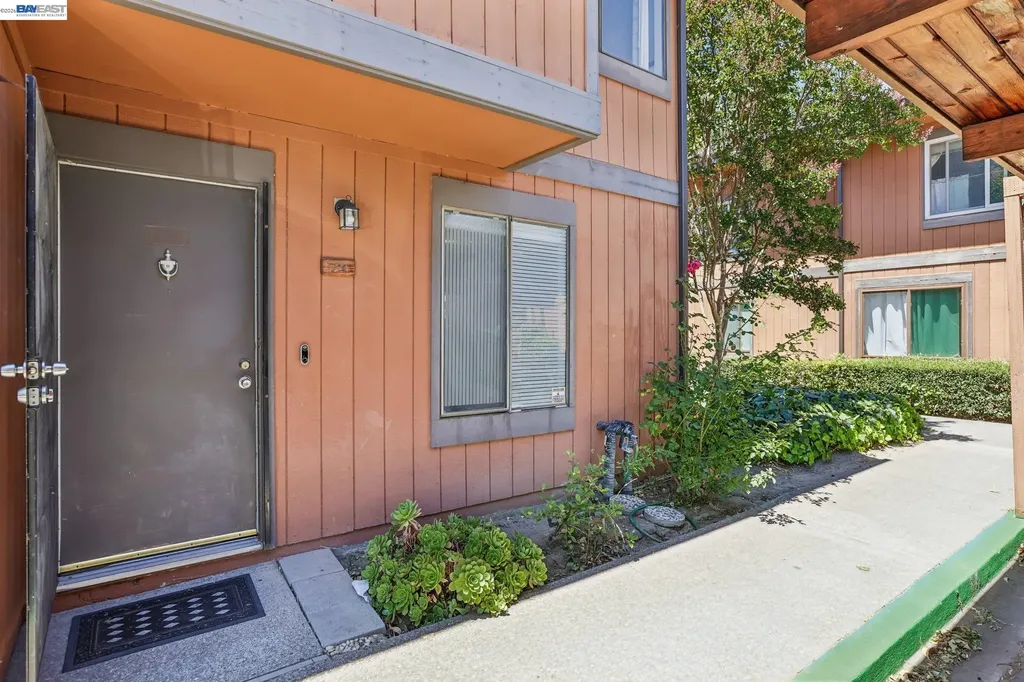 38623 Cherry Lane Fremont CA 94536