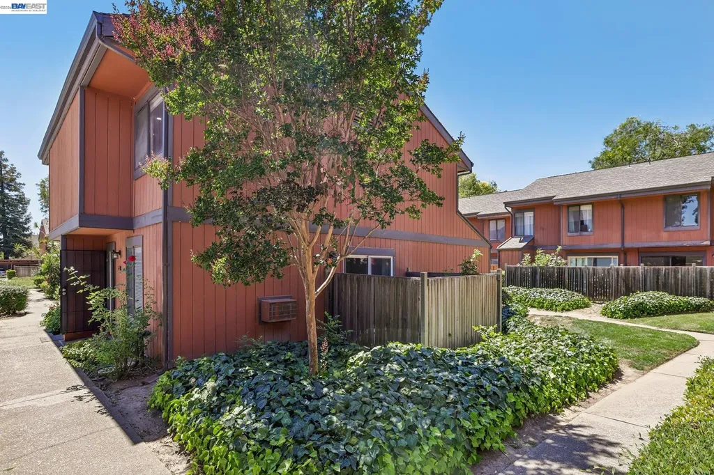 38623 Cherry Lane Fremont CA 94536