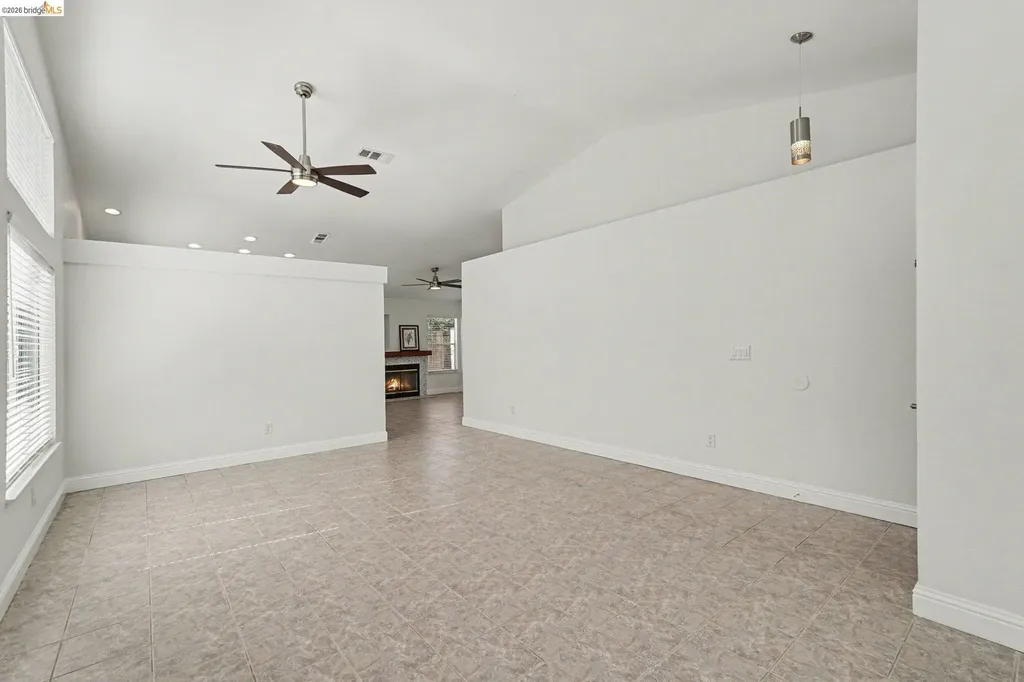 5120 Arroyo Way Antioch CA 94531