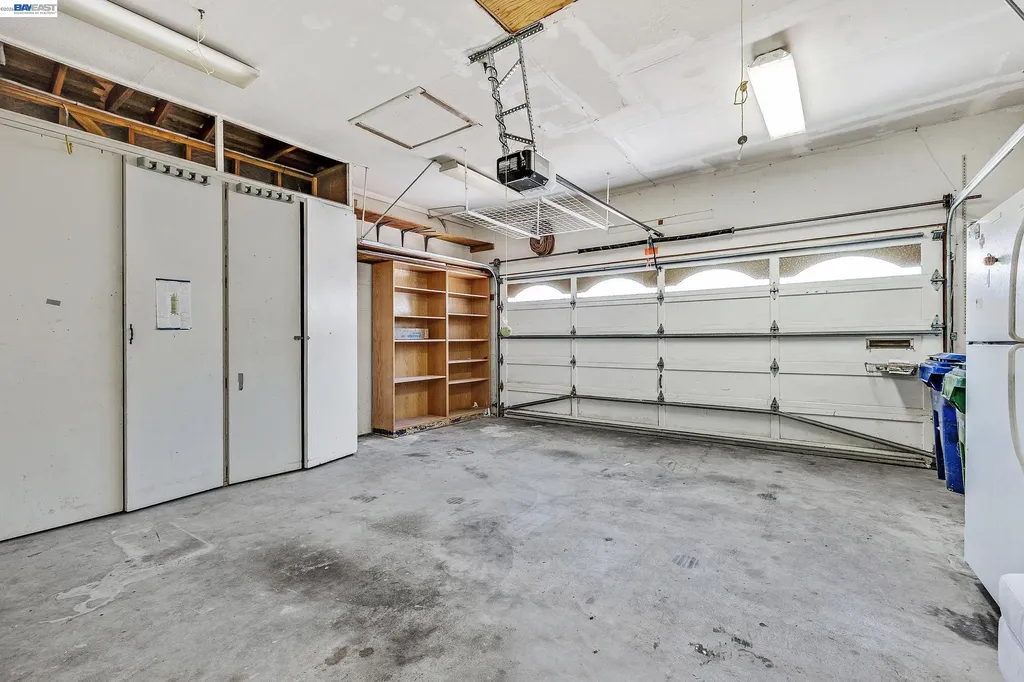 5195 Camino Alta Mira Castro Valley CA 94546