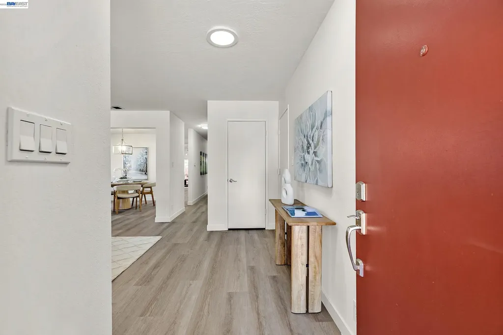 5195 Camino Alta Mira Castro Valley CA 94546
