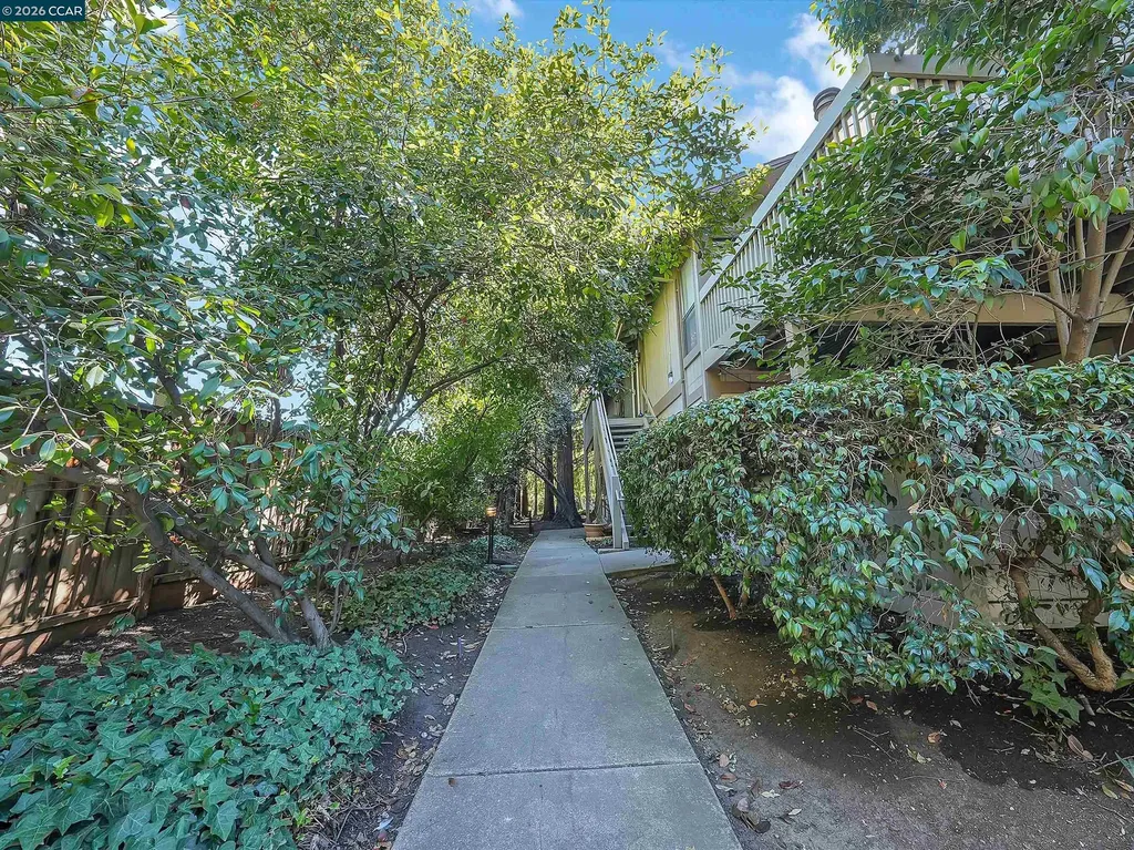 1544 Bailey Road Concord CA 94521