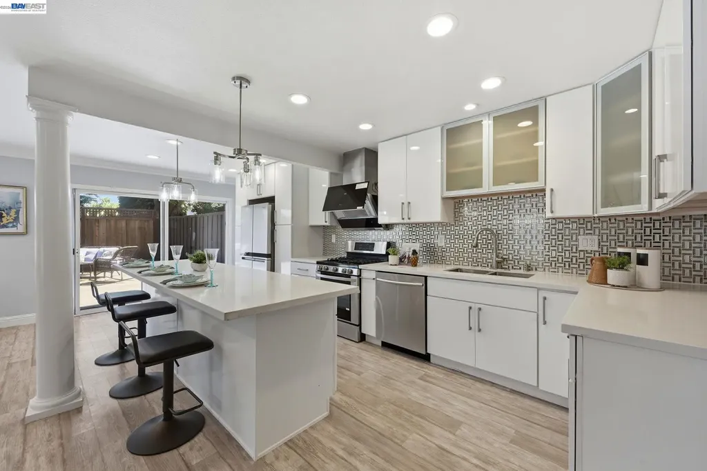 36088 Salisbury Drive Newark CA 94560