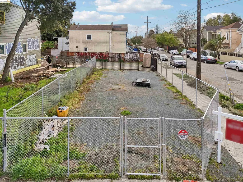 1495 5th Street Oakland CA 94607