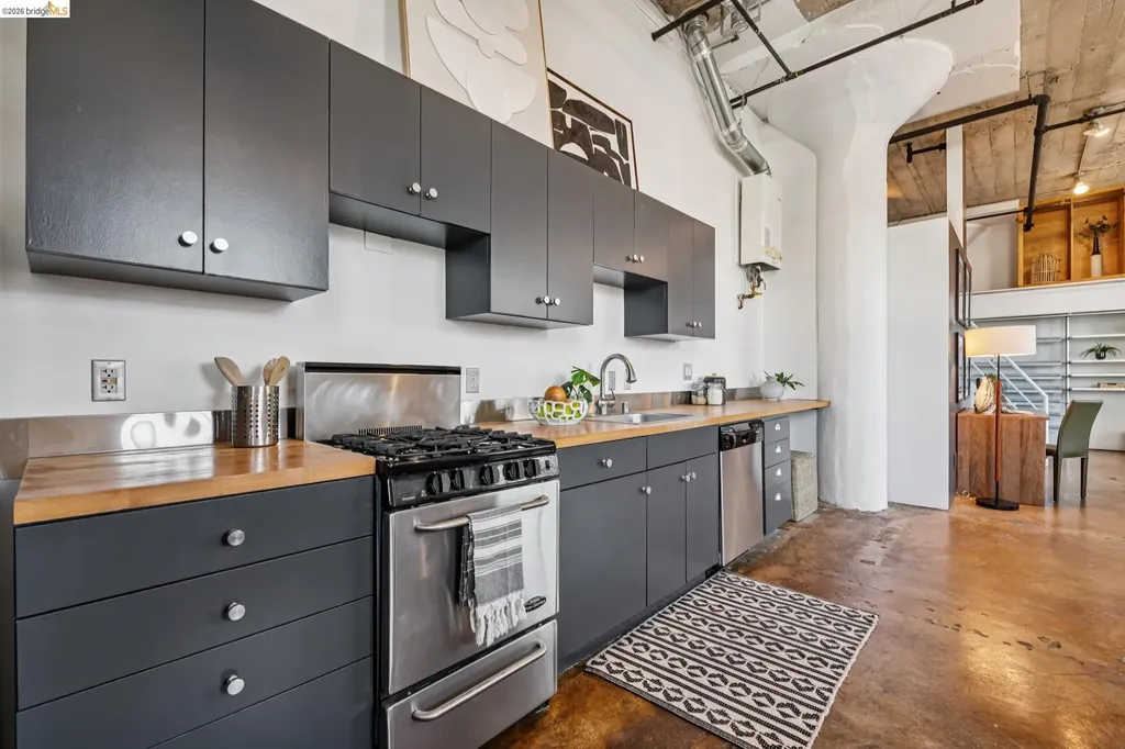 247 4th Street Oakland CA 94607