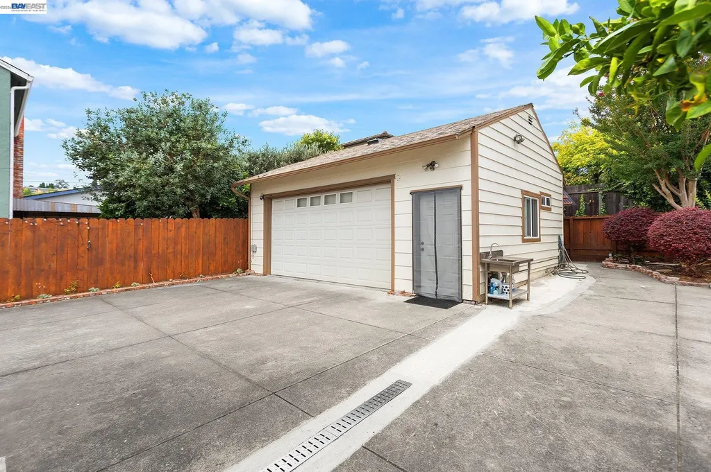 3270 Keith Avenue Castro Valley CA 94546