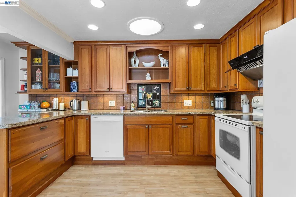 3270 Keith Avenue Castro Valley CA 94546