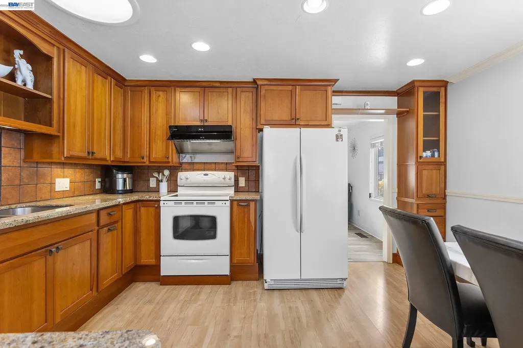 3270 Keith Avenue Castro Valley CA 94546