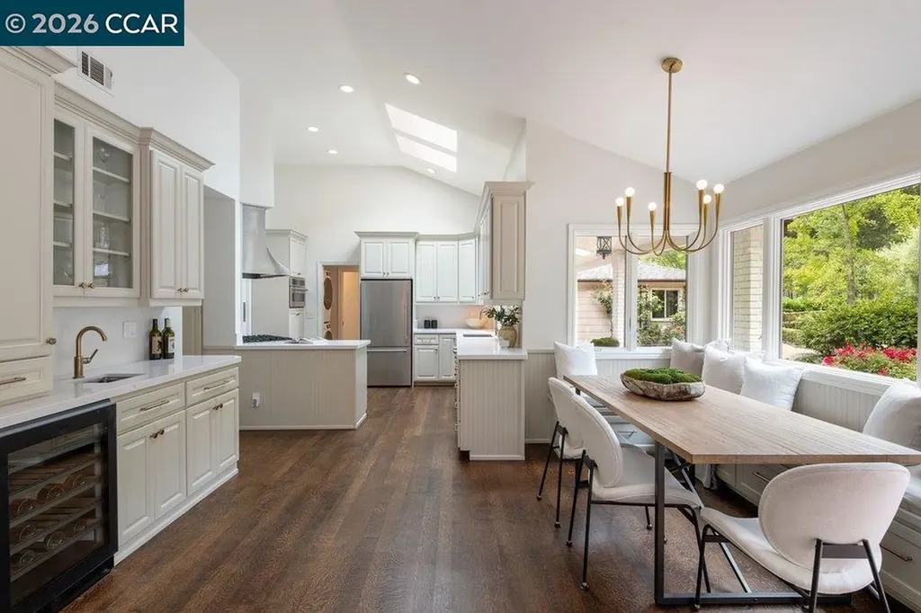 187 Moraga Way Orinda CA 94563