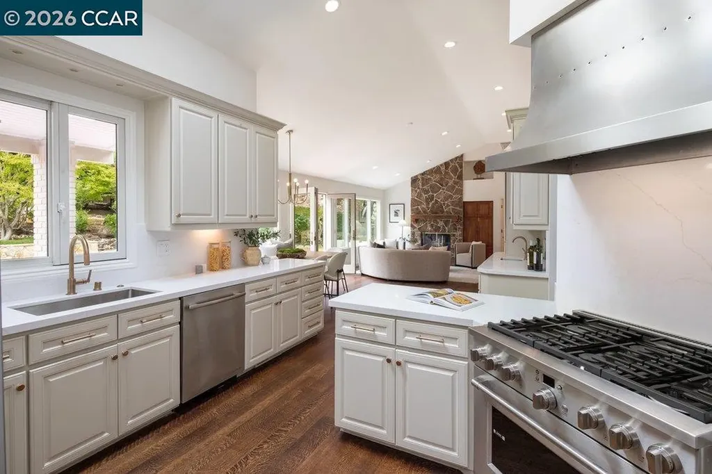 187 Moraga Way Orinda CA 94563