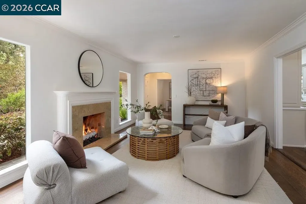 187 Moraga Way Orinda CA 94563