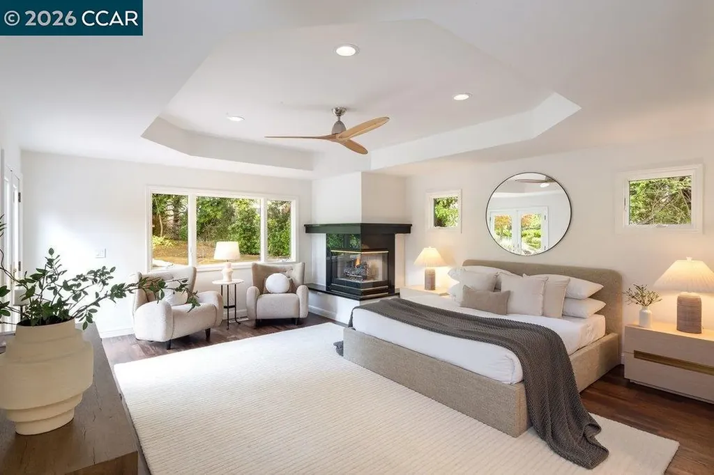 187 Moraga Way Orinda CA 94563