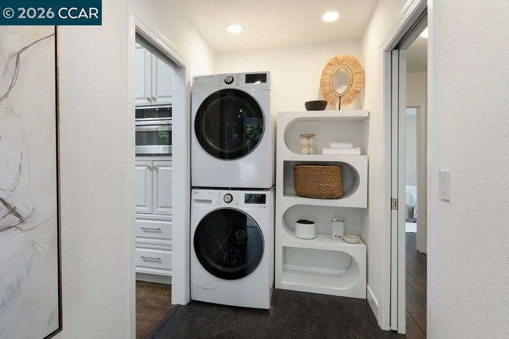 187 Moraga Way Orinda CA 94563