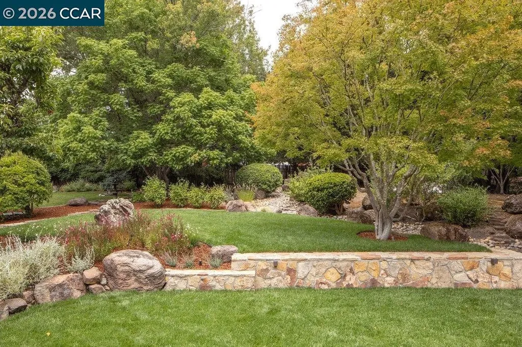 187 Moraga Way Orinda CA 94563