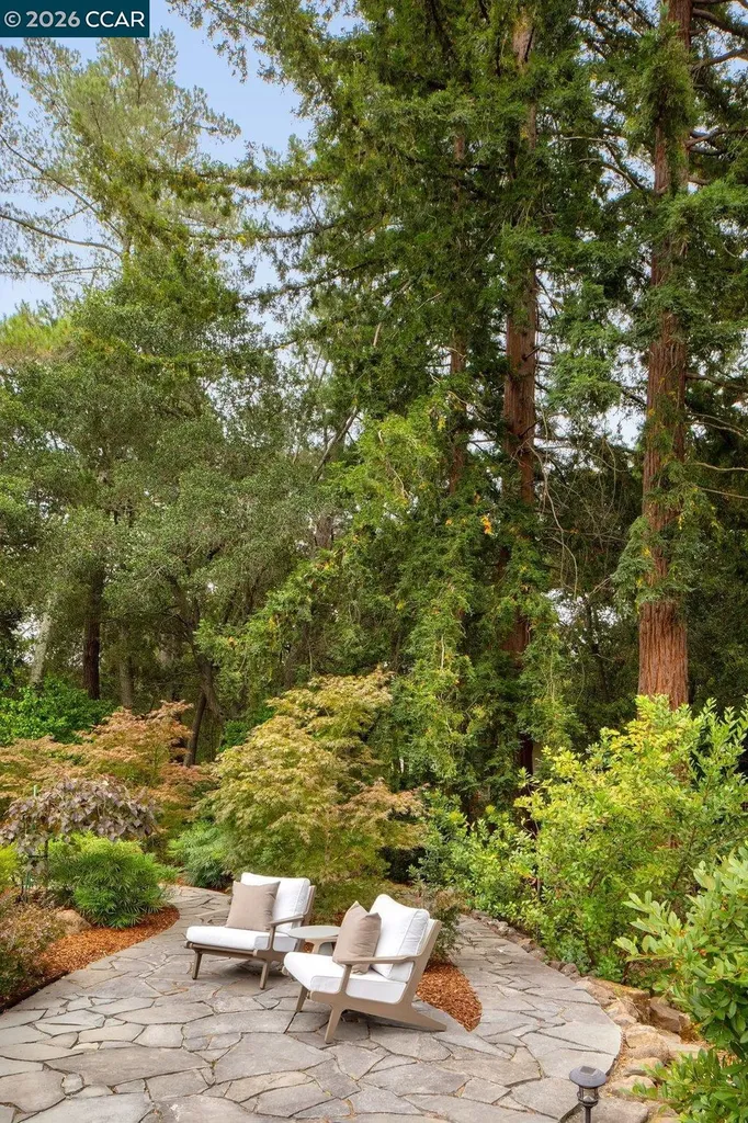 187 Moraga Way Orinda CA 94563