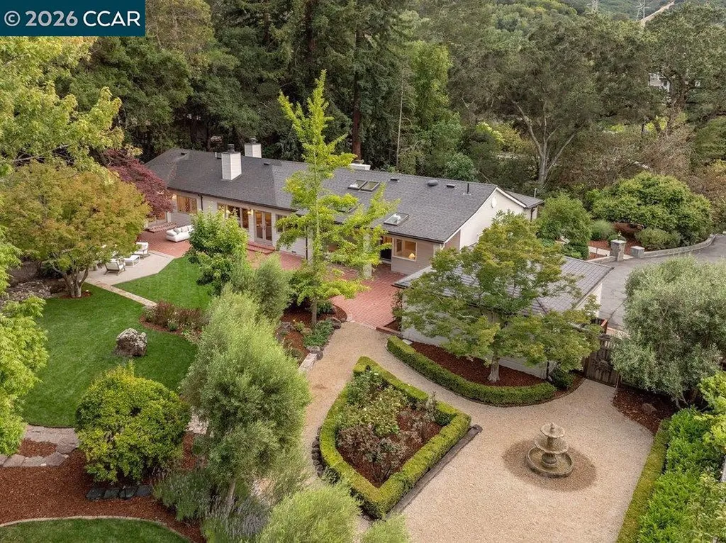 187 Moraga Way Orinda CA 94563