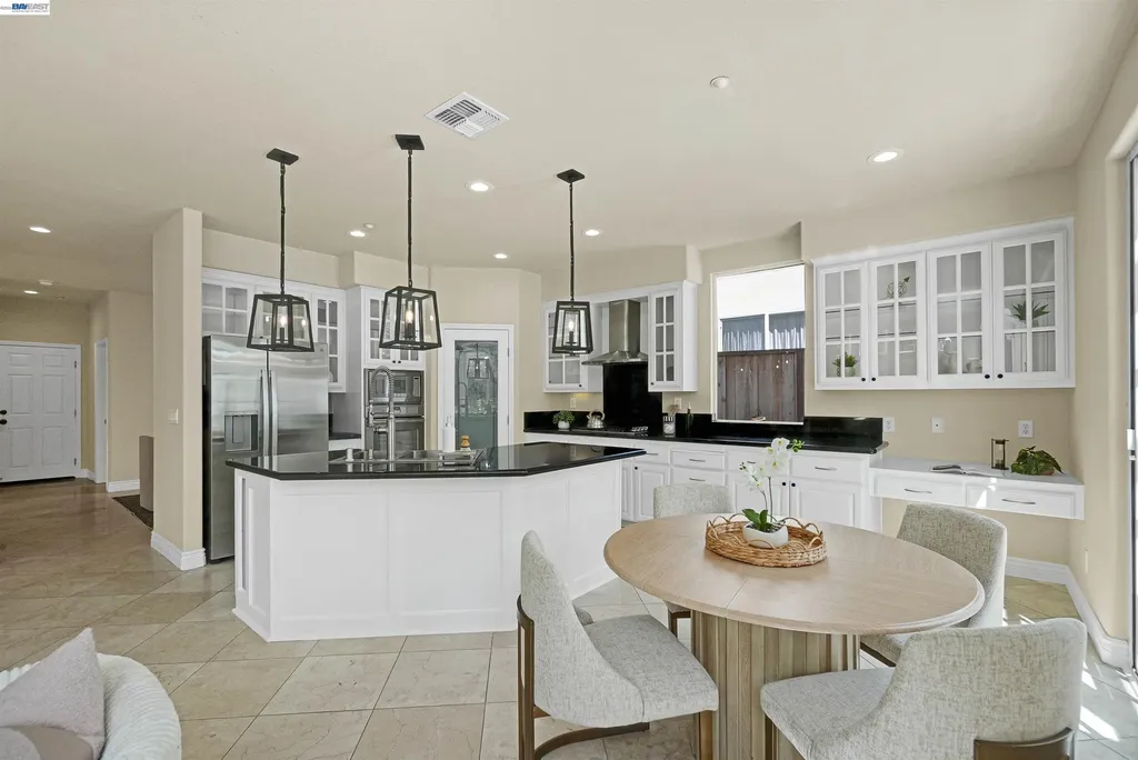 35578 Rockland Court Fremont CA 94536