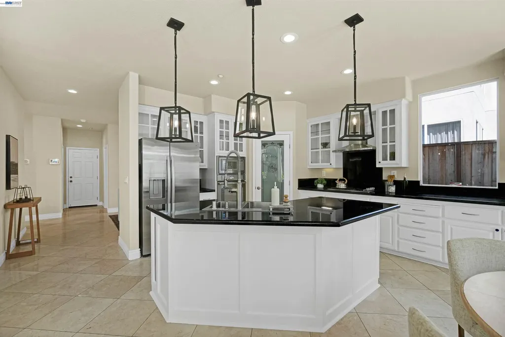 35578 Rockland Court Fremont CA 94536