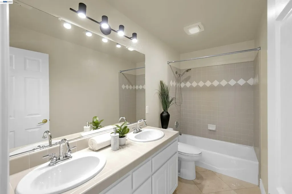 35578 Rockland Court Fremont CA 94536