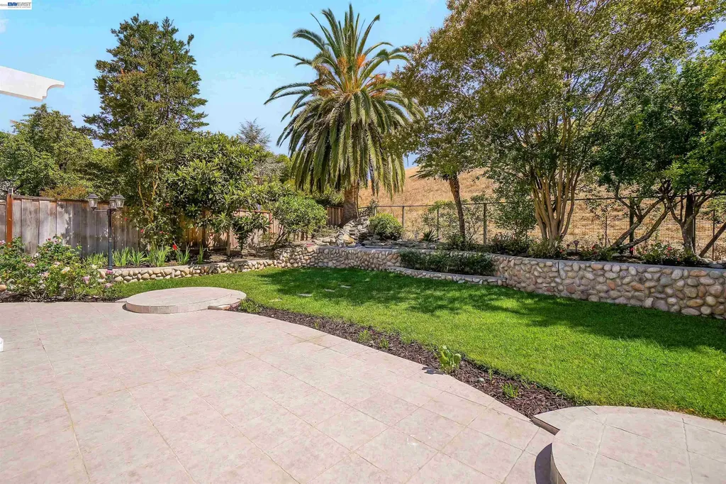 35578 Rockland Court Fremont CA 94536