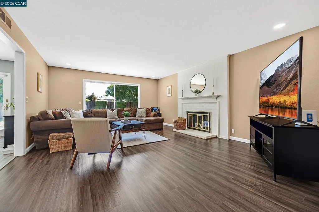 8569 Wicklow Lane Dublin CA 94568