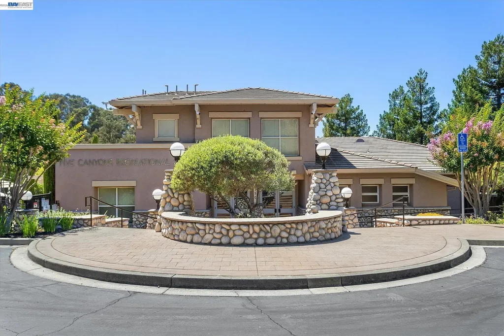 25518 Gold Ridge Drive Castro Valley CA 94552