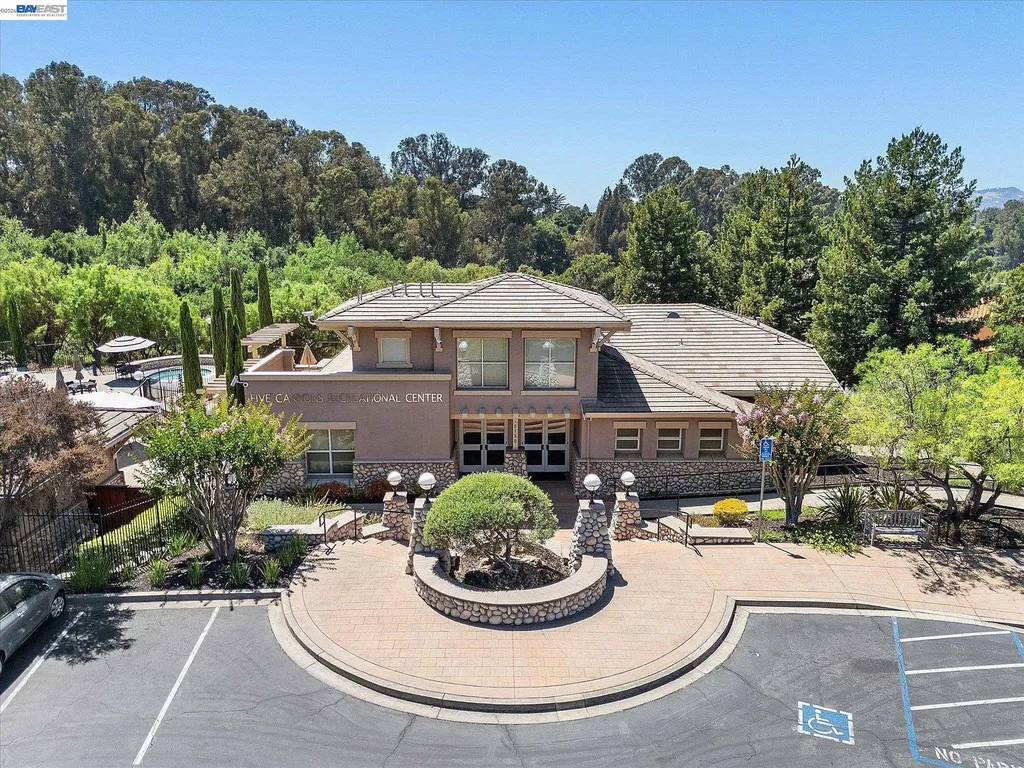 25518 Gold Ridge Drive Castro Valley CA 94552