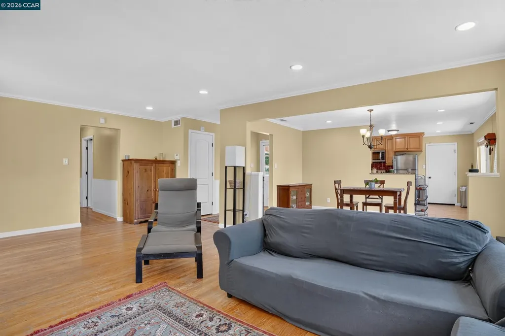 4249 Ridge Drive Pittsburg CA 94565