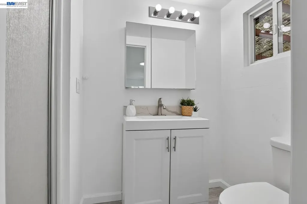 20242 Lucot Court San Lorenzo CA 94541