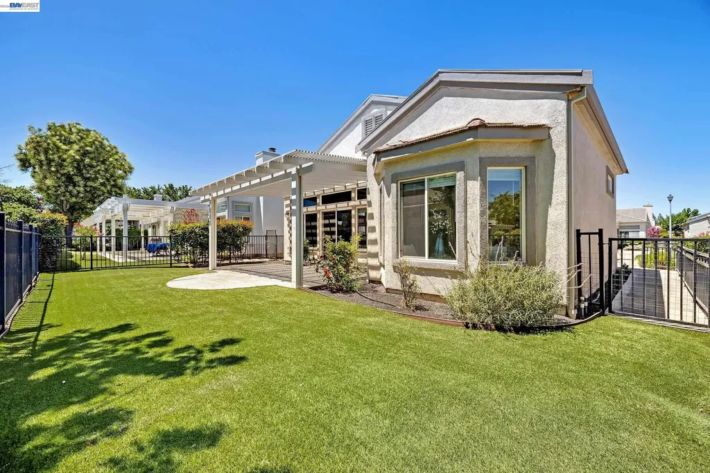 1586 Imperial Way Brentwood CA 94513