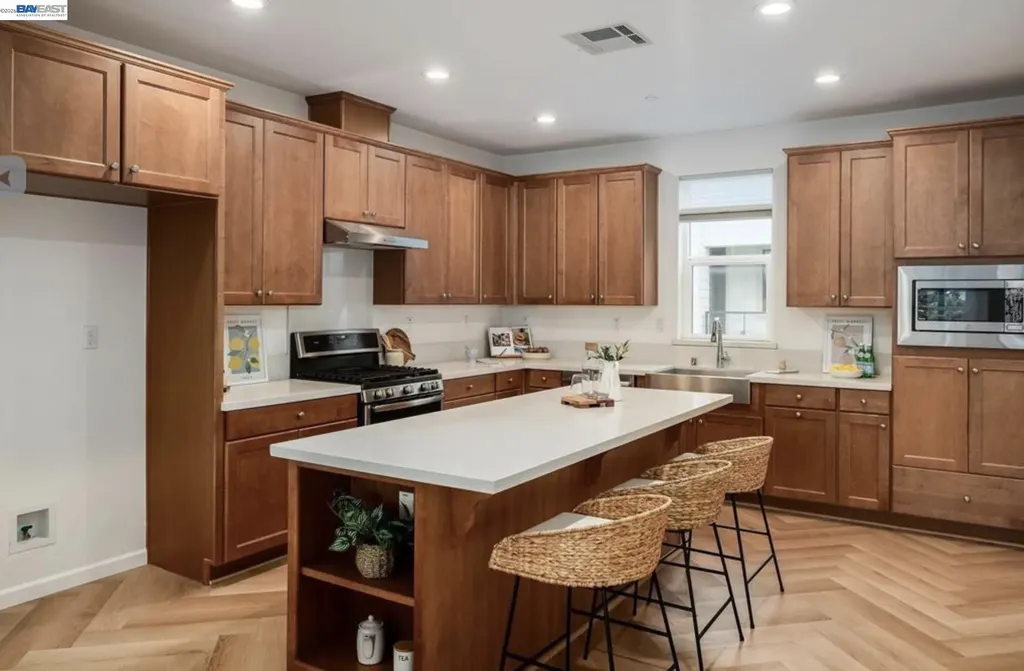 203 Burbank Street Hayward CA 94541