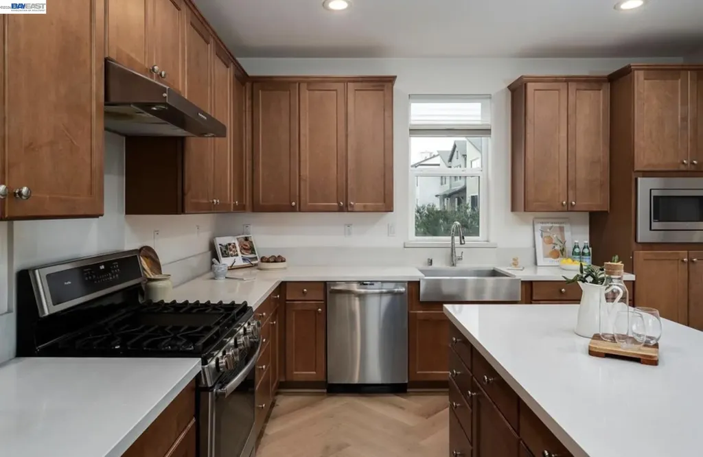 203 Burbank Street Hayward CA 94541