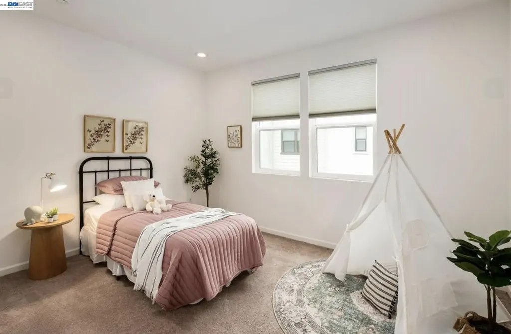 203 Burbank Street Hayward CA 94541