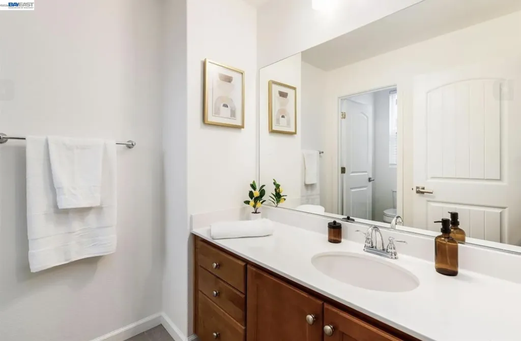 203 Burbank Street Hayward CA 94541