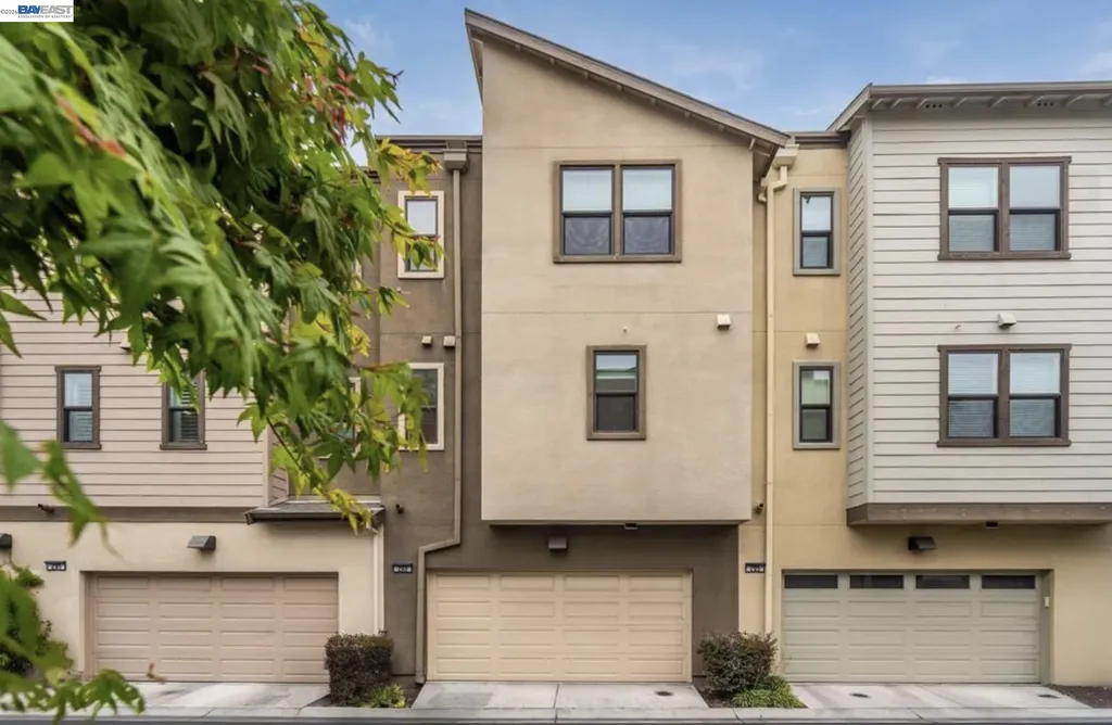 203 Burbank Street Hayward CA 94541