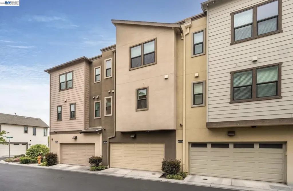 203 Burbank Street Hayward CA 94541