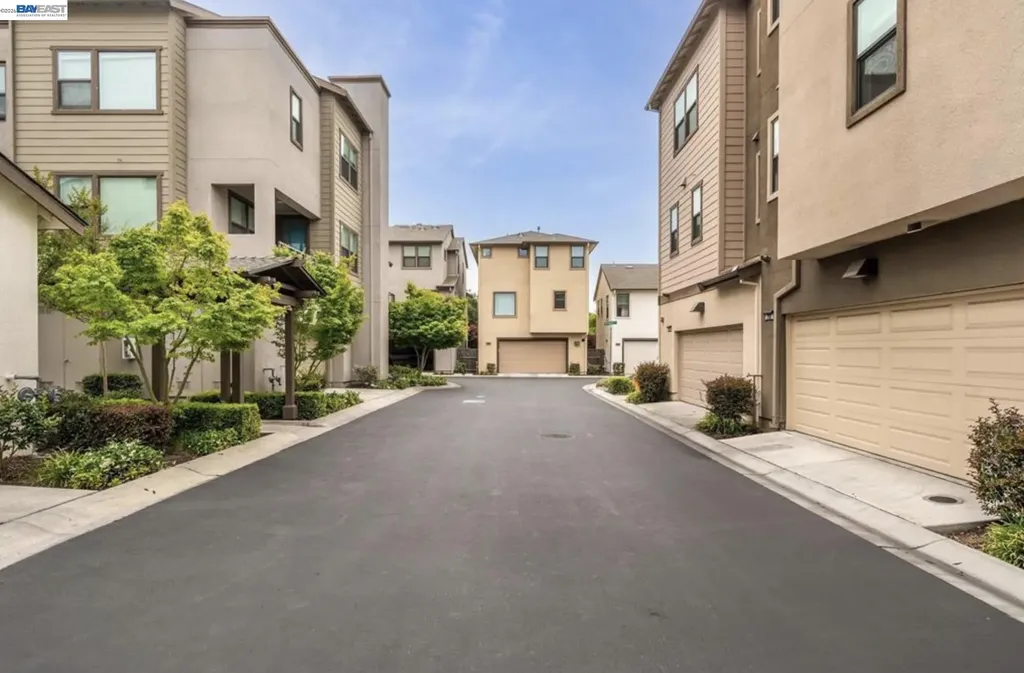203 Burbank Street Hayward CA 94541