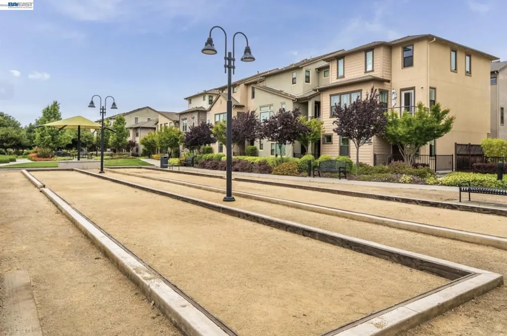 203 Burbank Street Hayward CA 94541