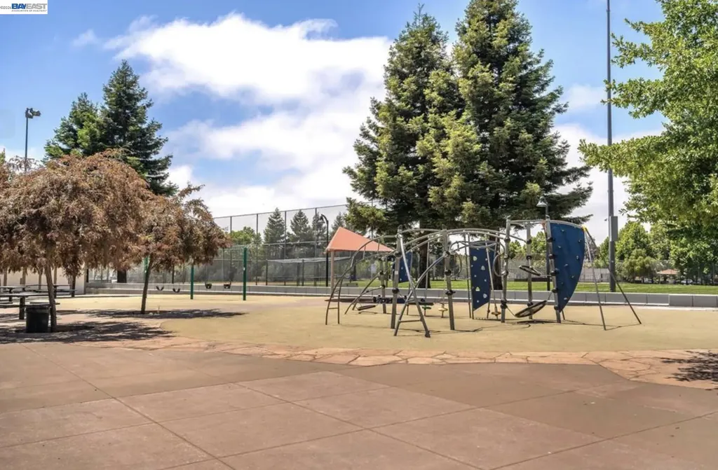 203 Burbank Street Hayward CA 94541