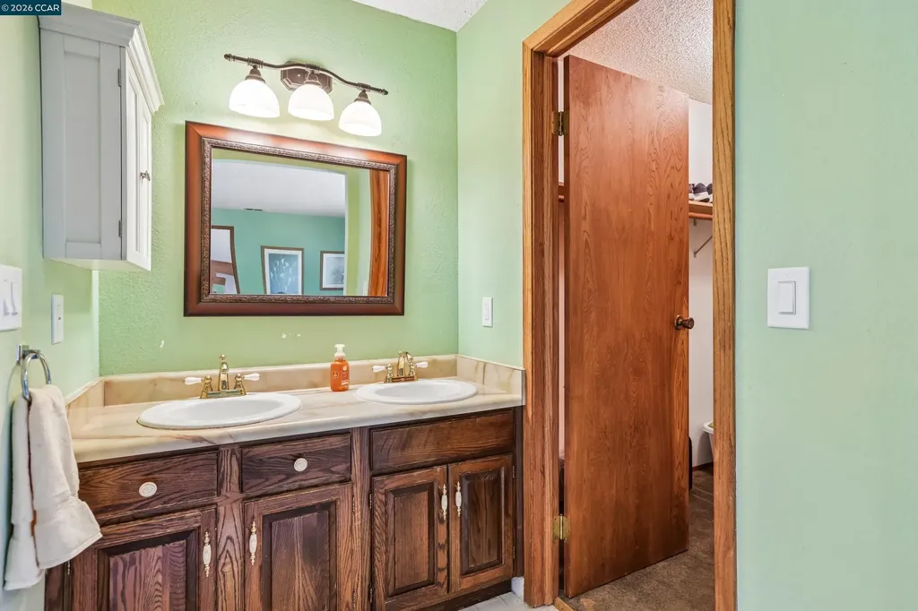 2536 Pebble Beach Loop Lafayette CA 94549