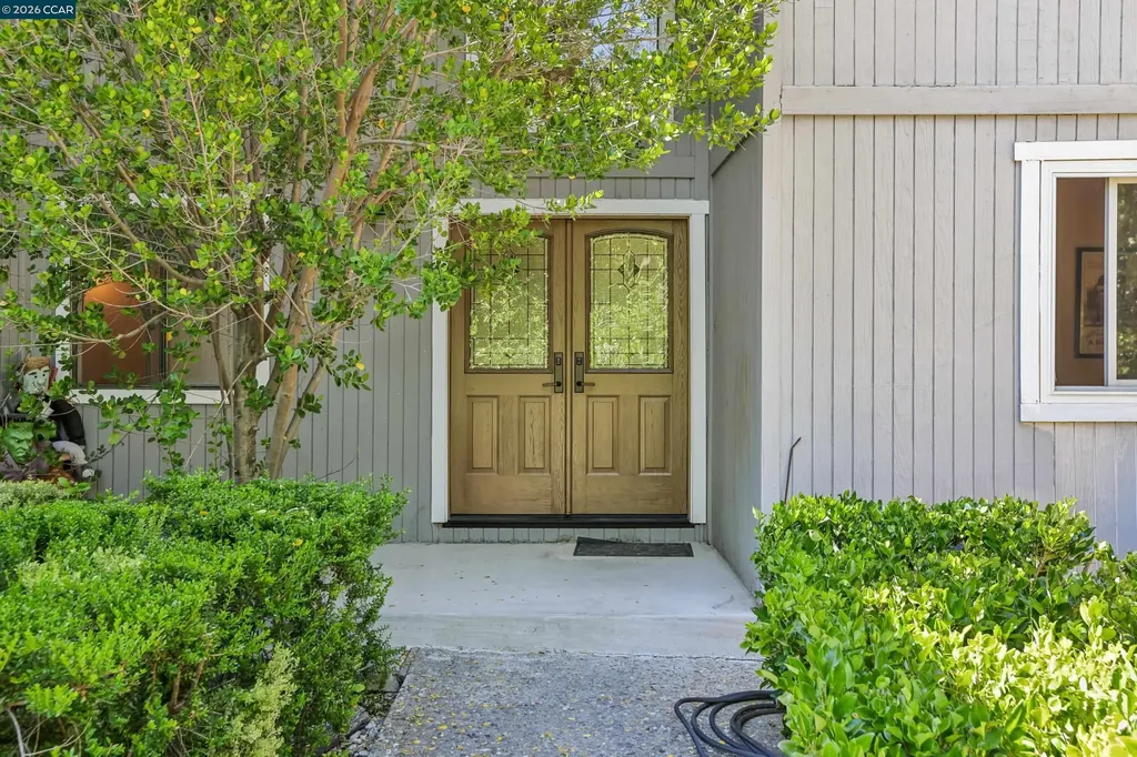 2536 Pebble Beach Loop Lafayette CA 94549