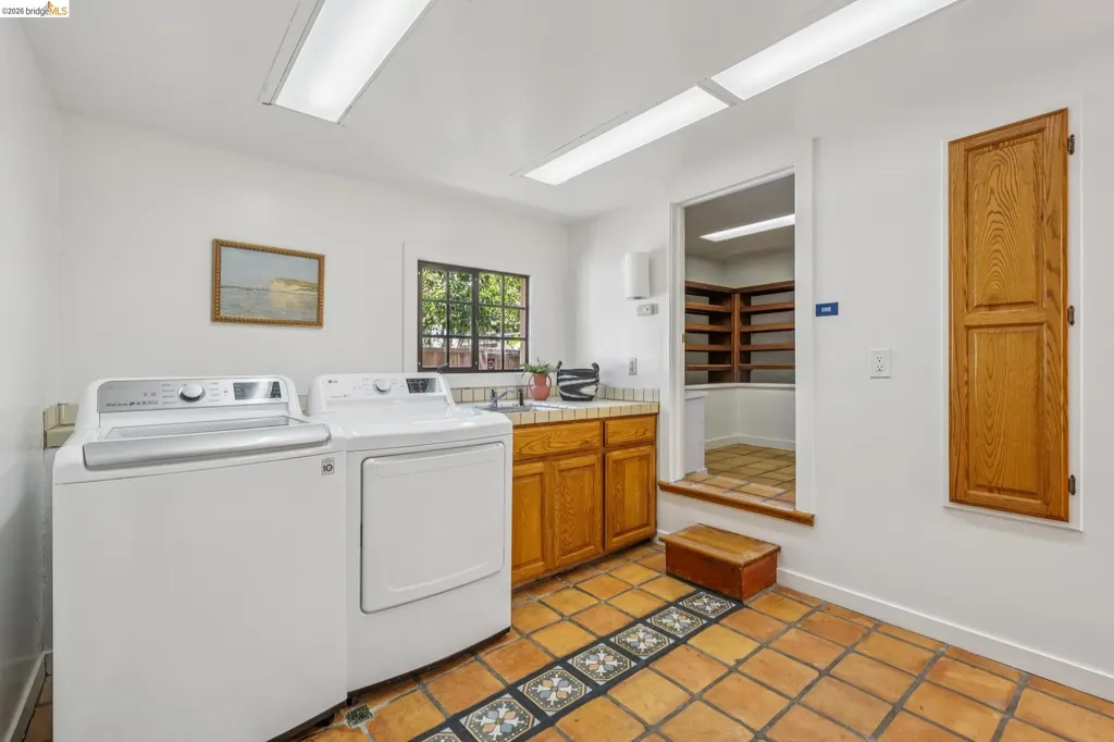 96 Ardmore Road Kensington CA 94707