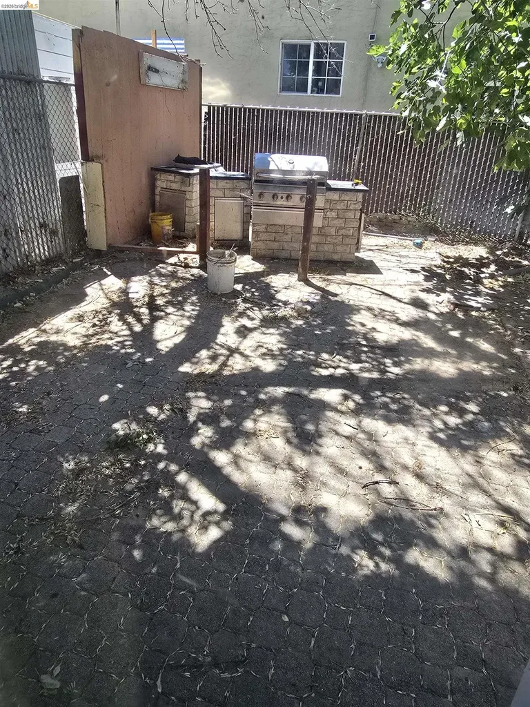 1605 Norton Street Pittsburg CA 94565