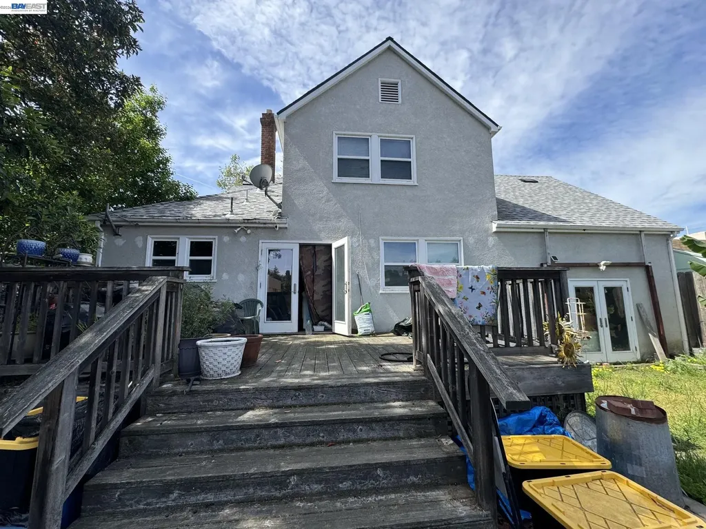 20940 Montgomery Avenue Hayward CA 94541
