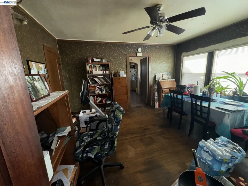 20940 Montgomery Avenue Hayward CA 94541