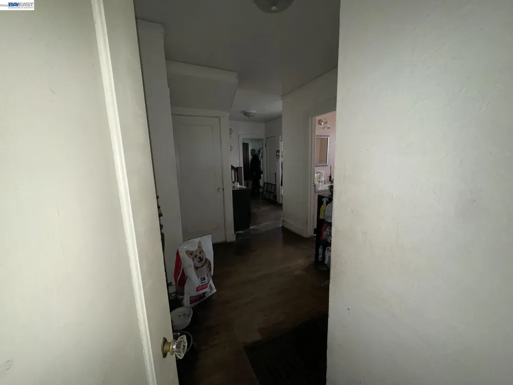 20940 Montgomery Avenue Hayward CA 94541