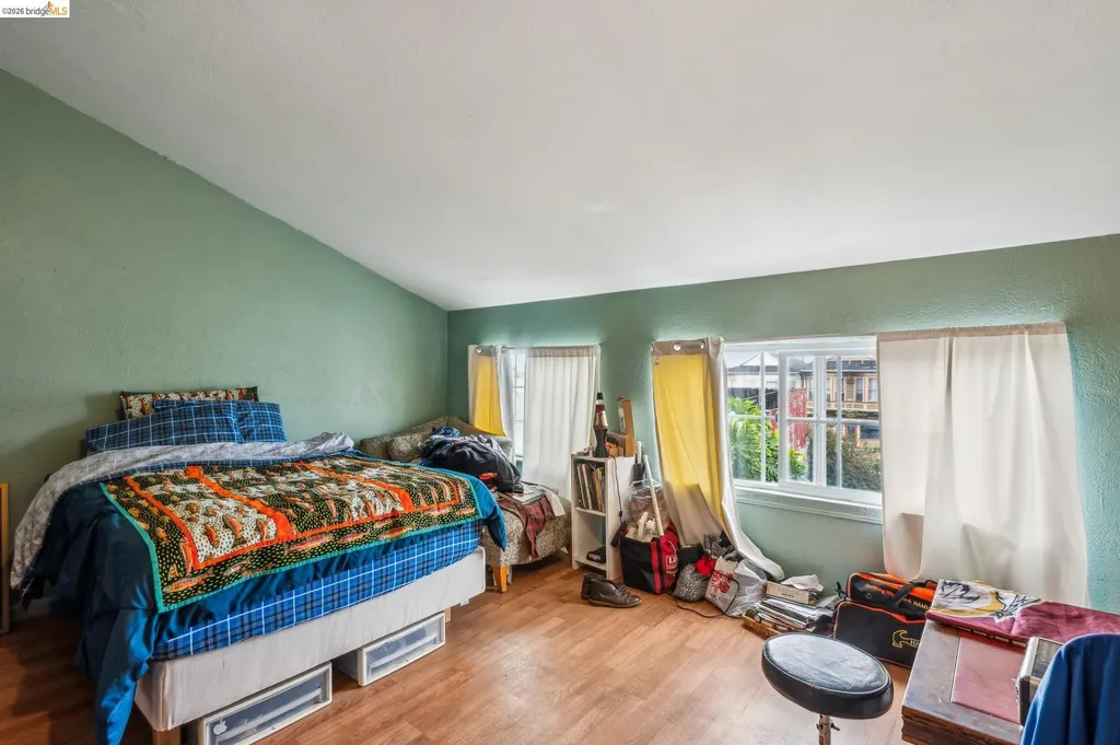 1820 International Boulevard Oakland CA 94606
